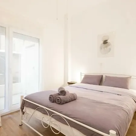 Saint Dimitrios 100sqm. * テッサロニキ